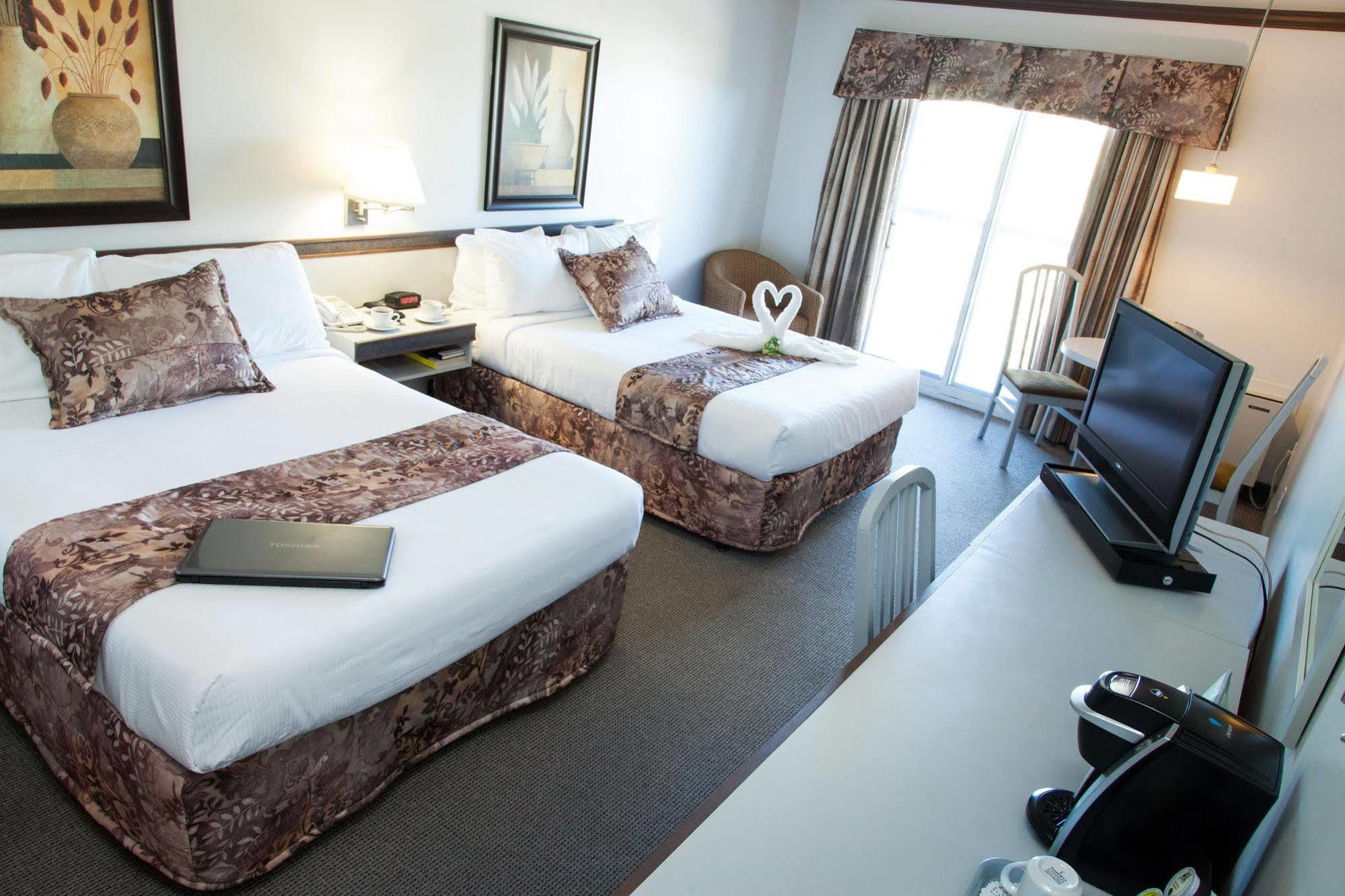 Hotel Le Floral แชร์บูร์ก ภายนอก รูปภาพ
